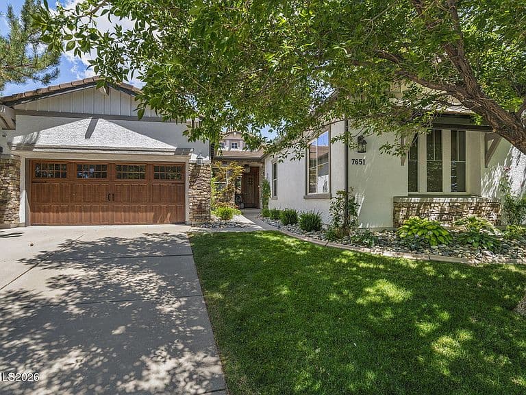 7651 Autumn Ridge Cir photo 1