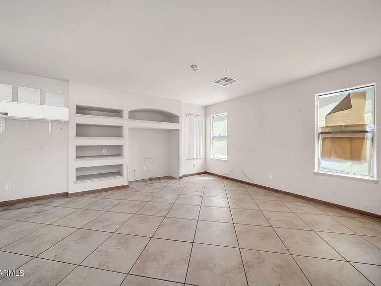 12780 W MILTON Drive photo 5