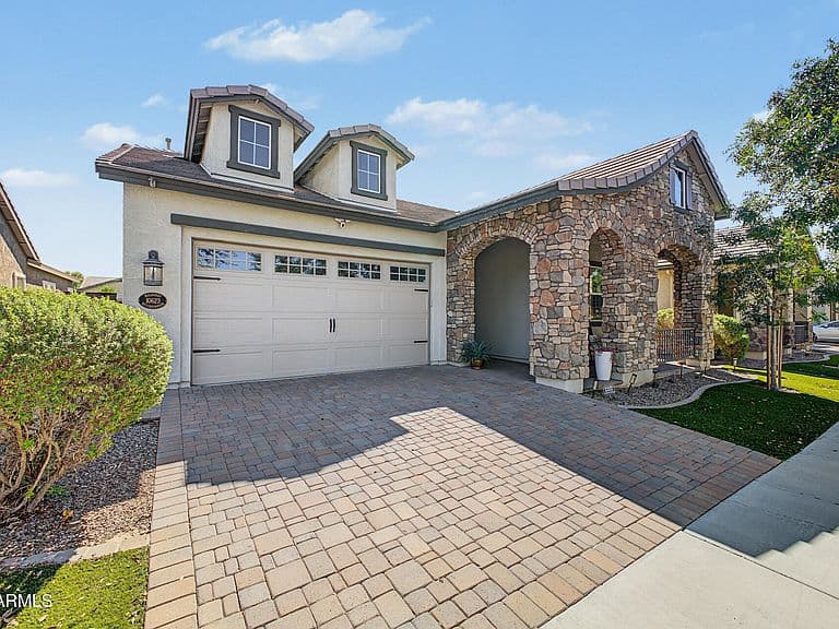 10623 E MONTEREY Avenue photo 3
