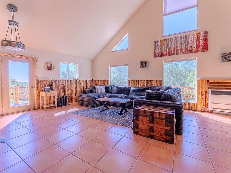 5399 Highway 28 photo 3