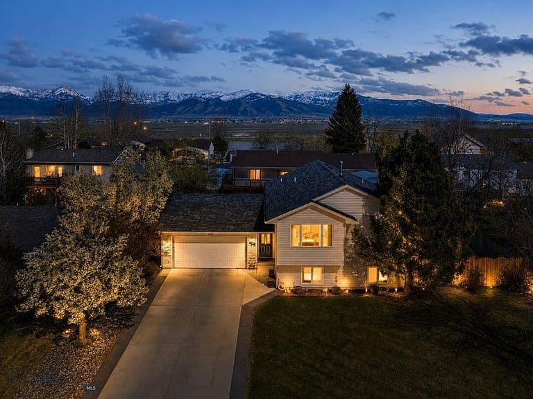 706 Church St photo 1
