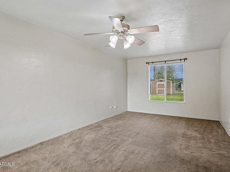 1056 E NIELSON Avenue photo 2