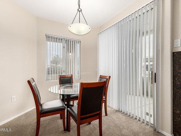 2929 W Yorkshire Dr Unit 1068 photo 5