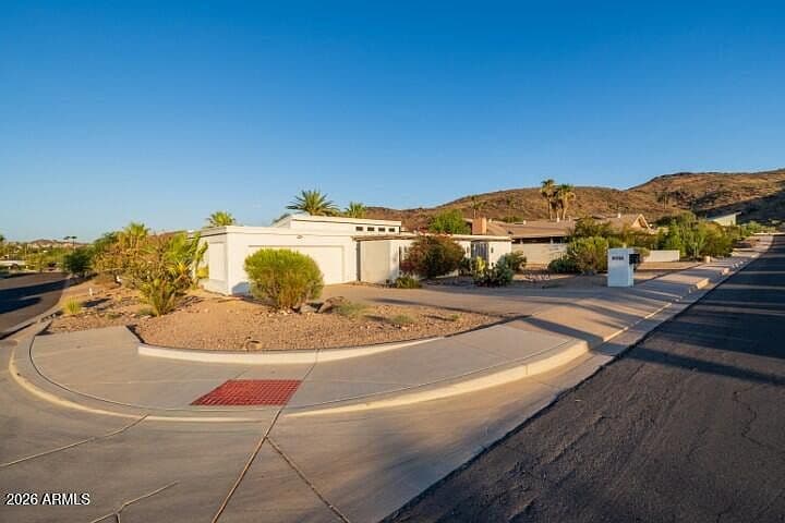 13045 N 8TH Avenue photo 2