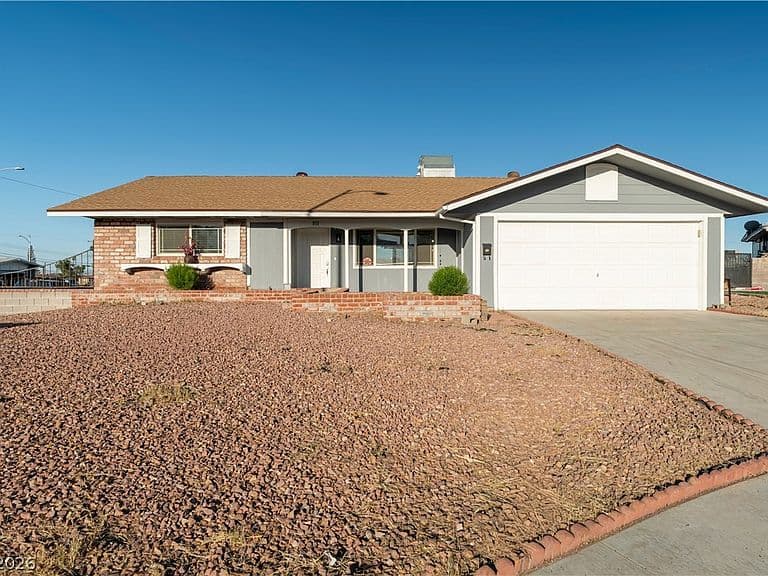 801 Sanford Ct photo 1