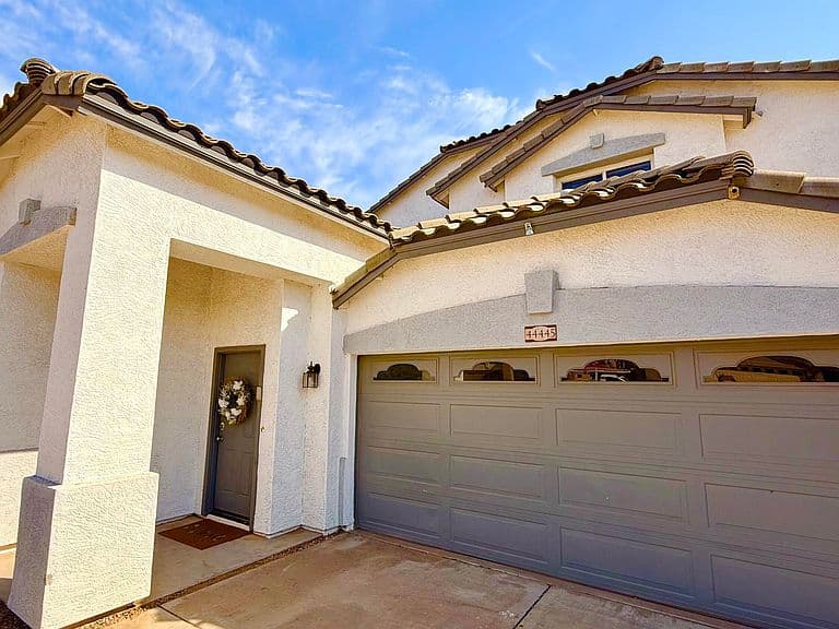 44445 W MCCLELLAND Drive photo 2