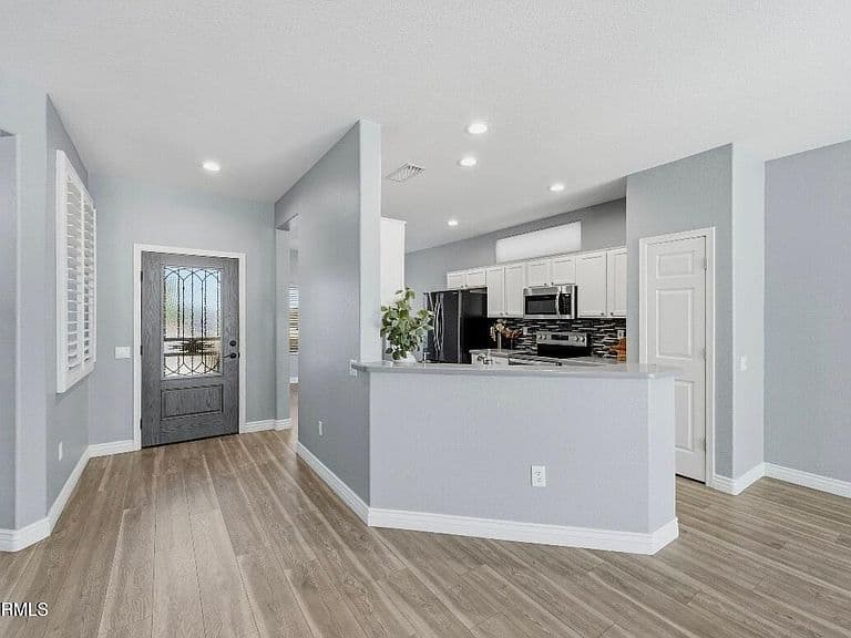 16334 W DESERT CANYON Drive photo 4