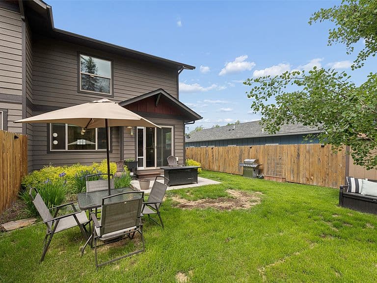 125 Great Northern Dr photo 4