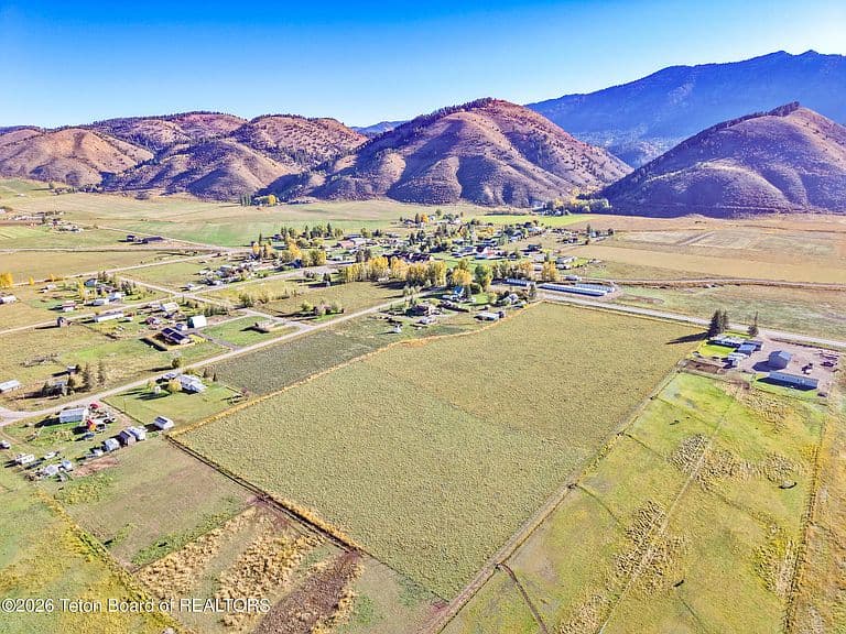 89671 Us Highway 89 photo 5