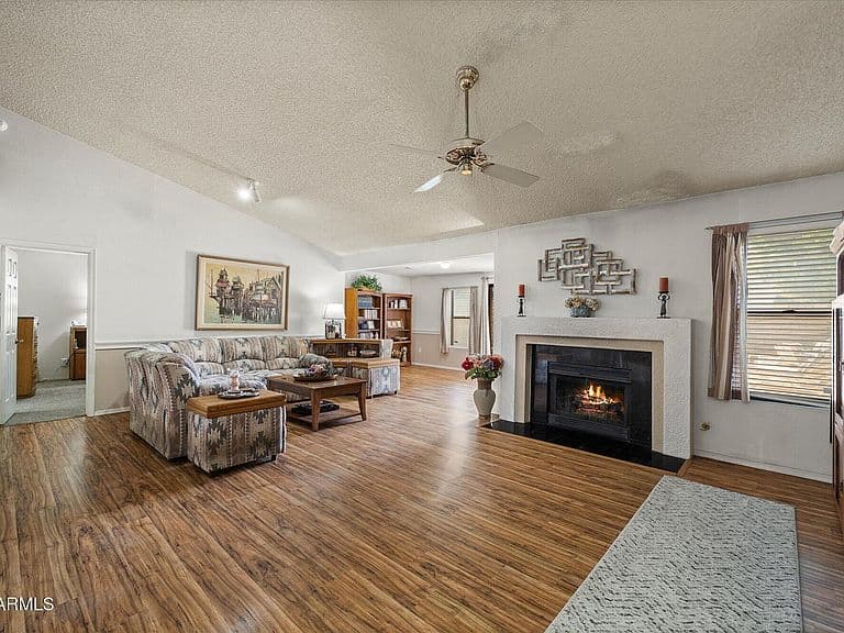 16014 N 58TH Place photo 5