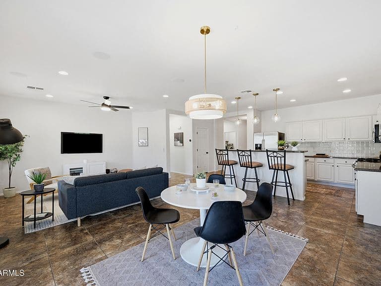 7171 S SINOVA Court photo 5