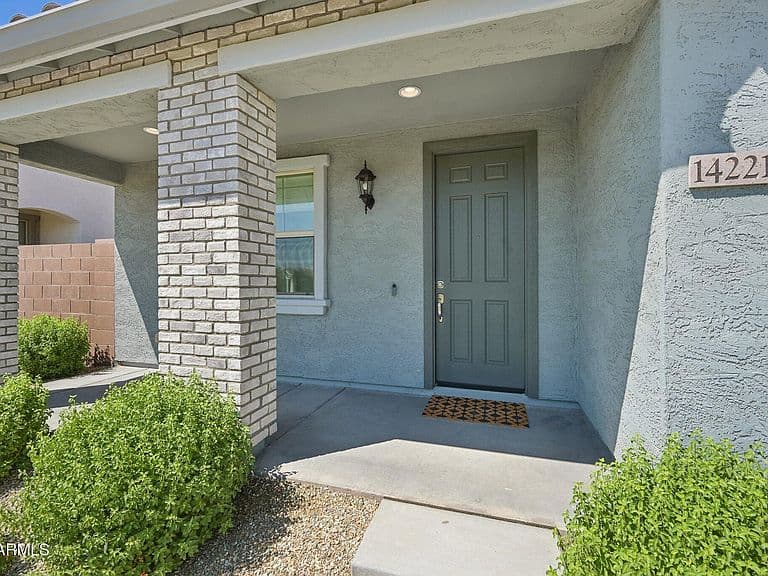14221 W Hackamore Drive photo 3