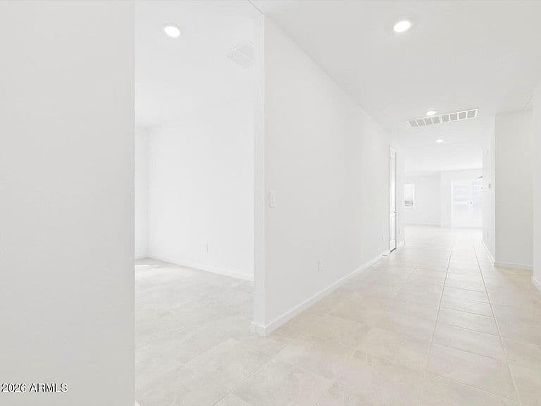 24440 W CHAMBERS Street photo 3