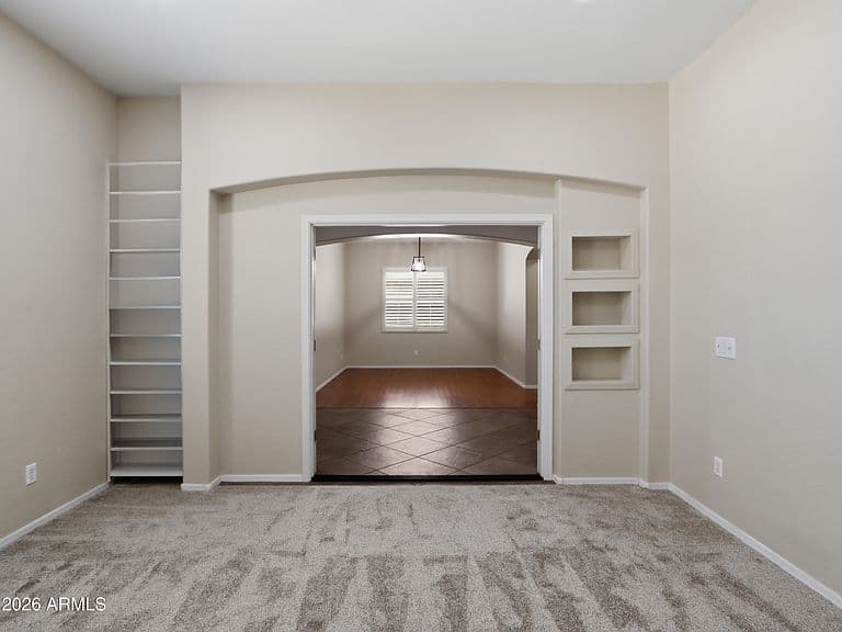 2406 W DESPERADO Way photo 5