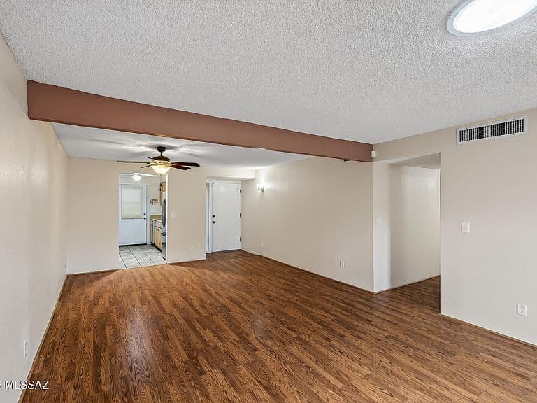 4140 E Megan Dr photo 4