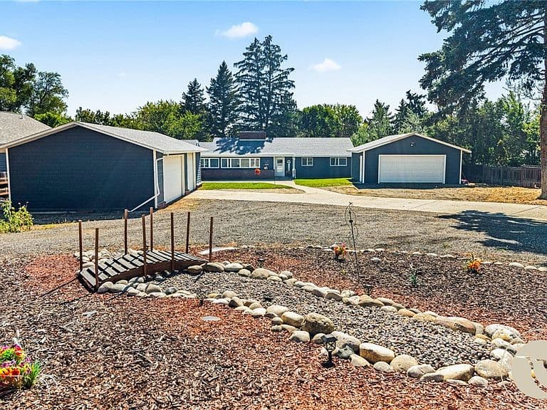 2030 Rimrock Rd photo 2