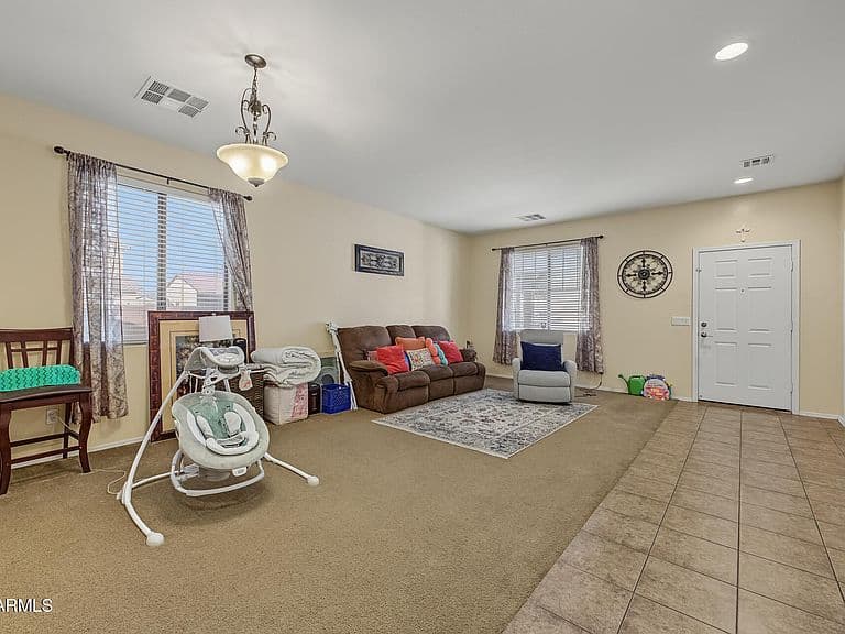 6812 S 68TH Drive photo 5