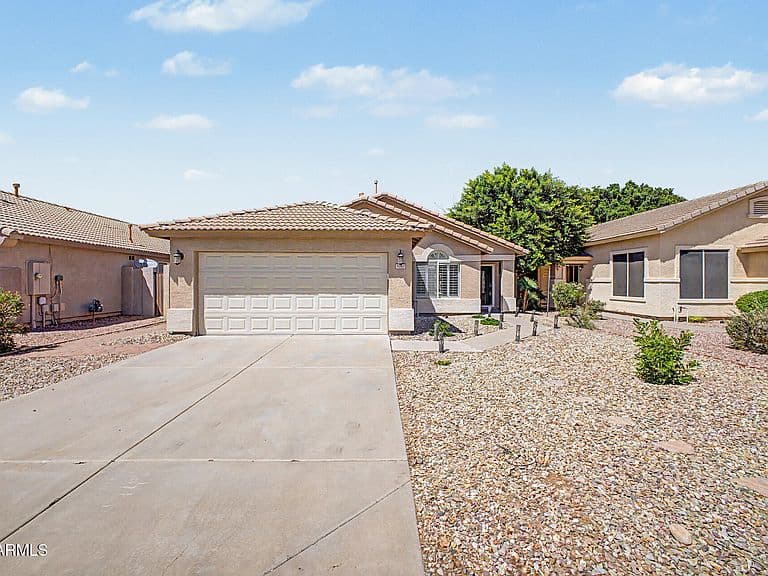8160 W MARY ANN Drive photo 2