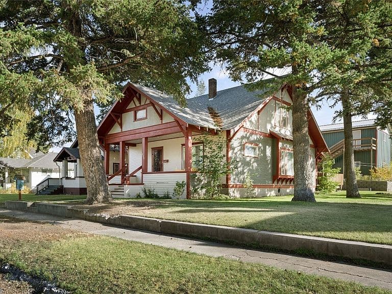 808 Milwaukee Ave photo 1