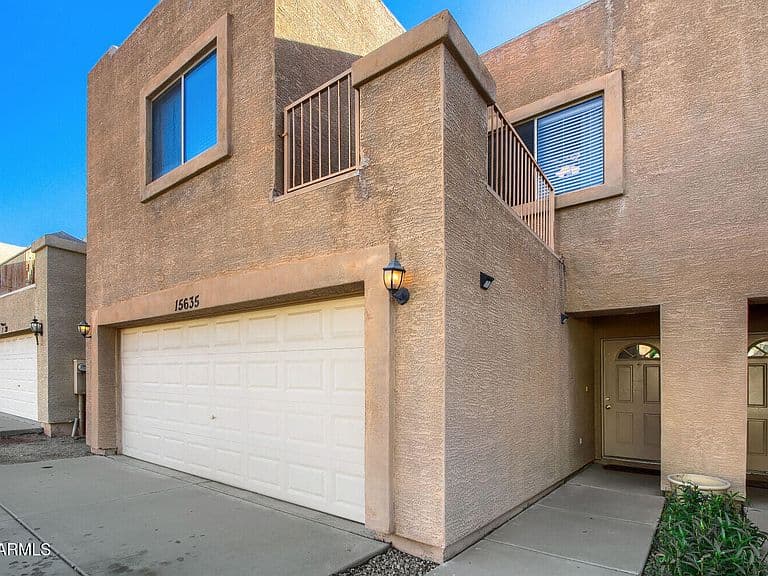 15635 N 29TH Way photo 5