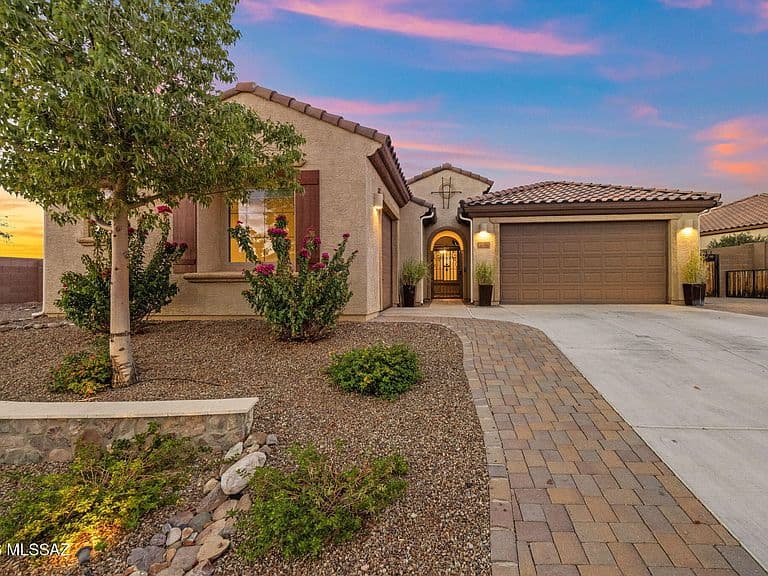 5040 W Paseo Rancho Acero photo 2
