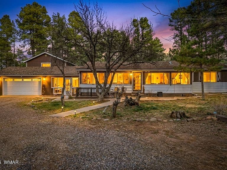 1009 Chaparral Dr photo 2