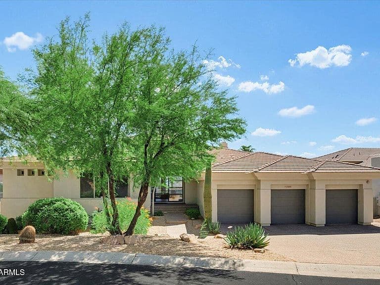 13647 E WINDROSE Drive photo 3