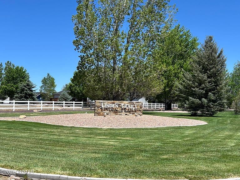 7025 Dusty Saddle Trl photo 2