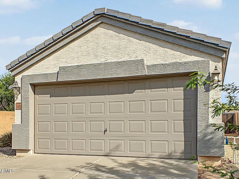 24053 N NECTAR Avenue photo 4
