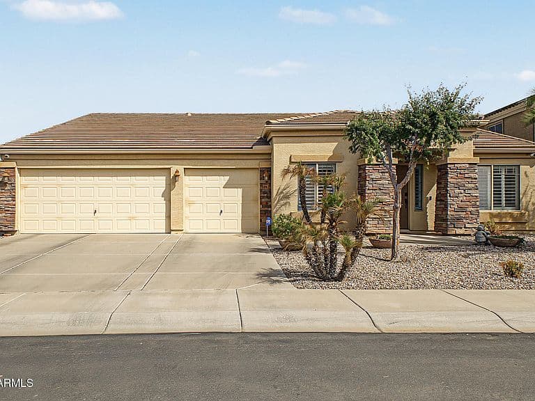 676 E SETTLERS Trail photo 4