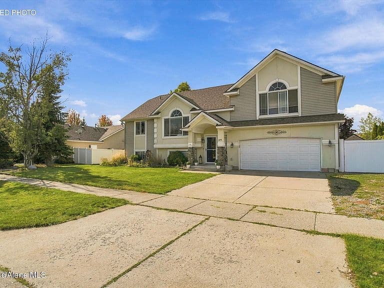 8175 N Salmonberry Loop photo 2