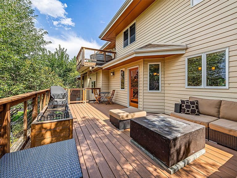 203 Artemos Dr photo 4