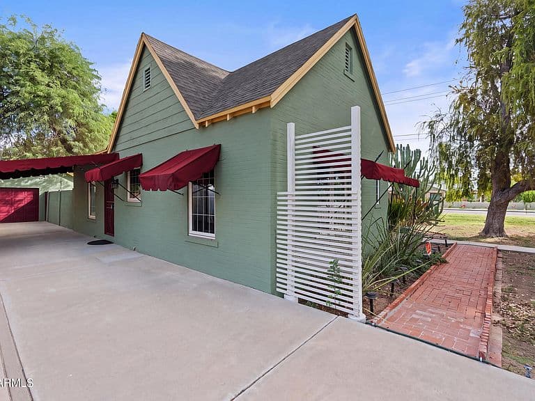 302 W Roma Avenue photo 4