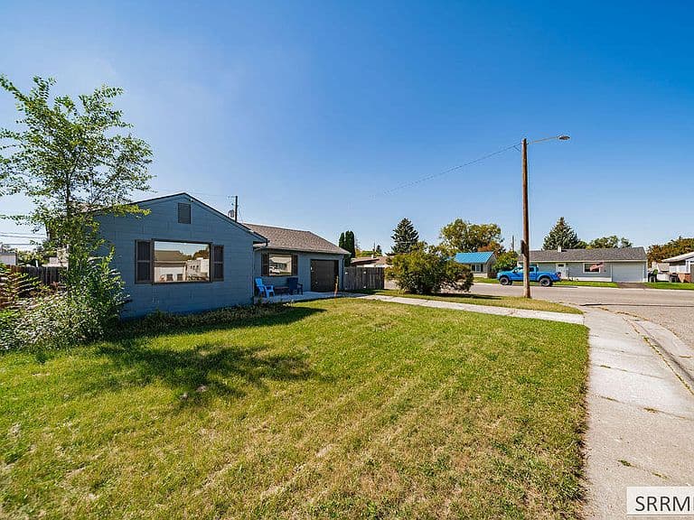 200 Garden St photo 2