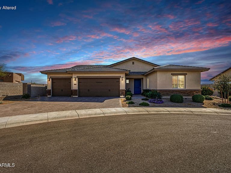 4237 E HUNTER Court photo 4
