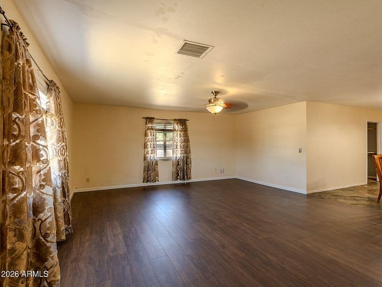 210 W VICTORIA Circle photo 5
