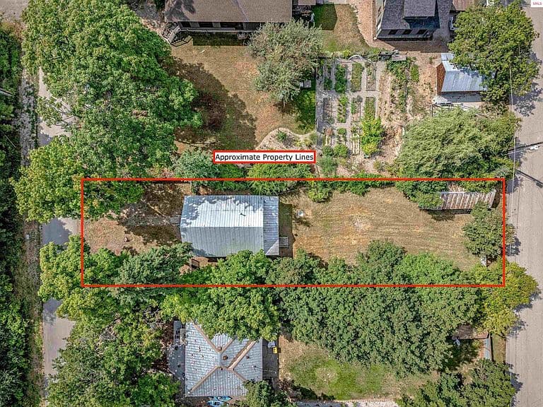 306 Washington Ave photo 5