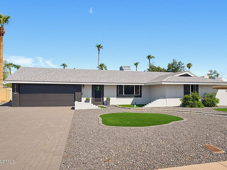 3936 E Desert Cove Avenue photo 1