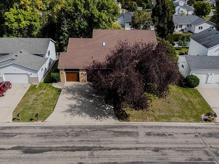 1814 32nd St S photo 3