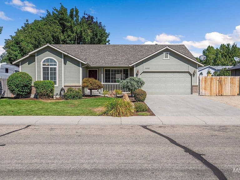 2910 W Foxtrotter Dr photo 1