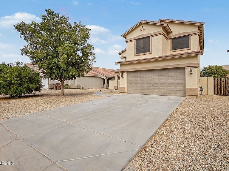 44122 W CYPRESS Lane photo 3