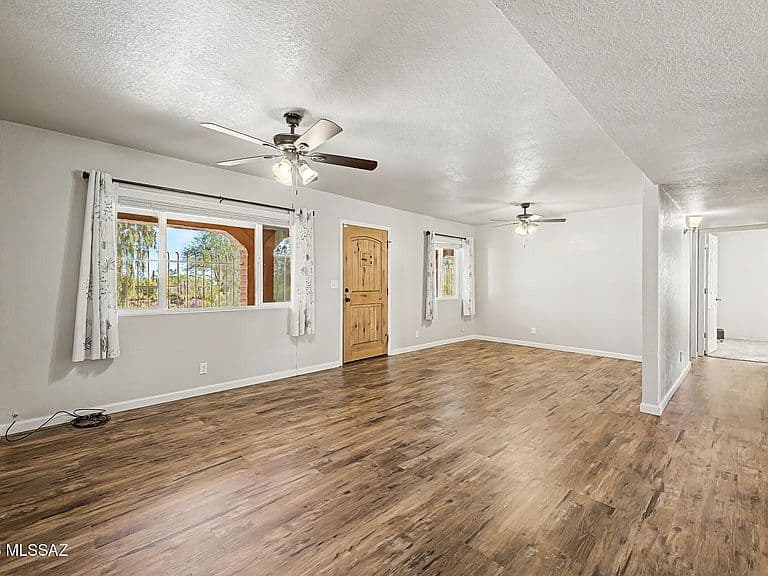3350 W Ruthann Rd photo 5