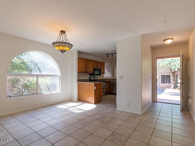 7650 E Williams Drive Unit 1058 photo 5