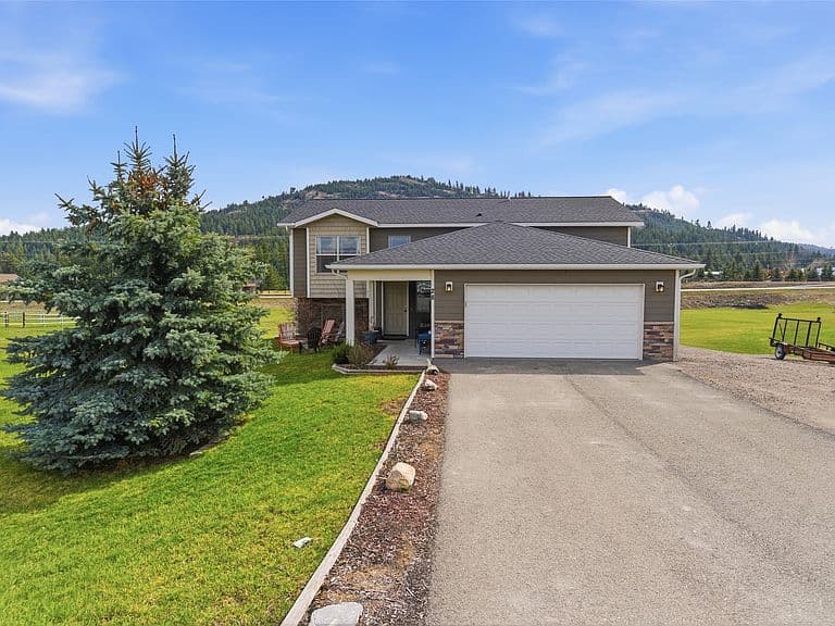 28 W Ashley Hills Dr photo 1