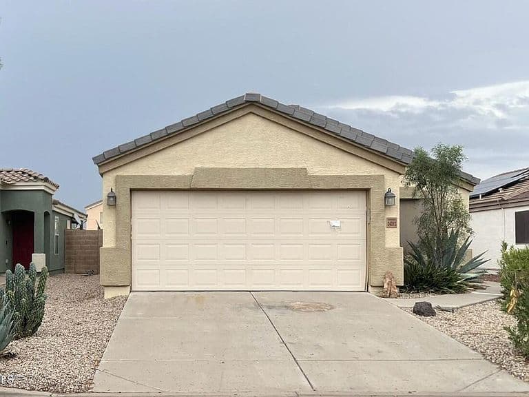 24013 N MOJAVE Lane photo 1