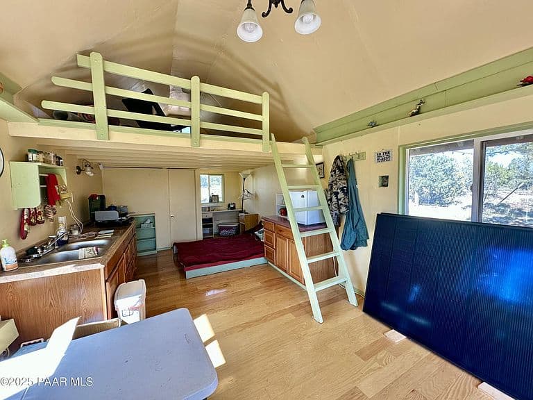 30425 W Conejo Rd photo 4