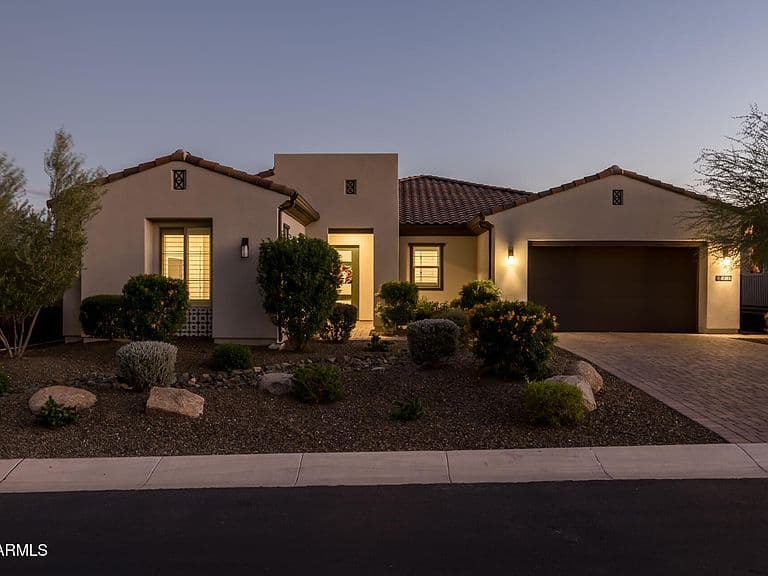 18137 E PARIA CANYON Drive photo 1