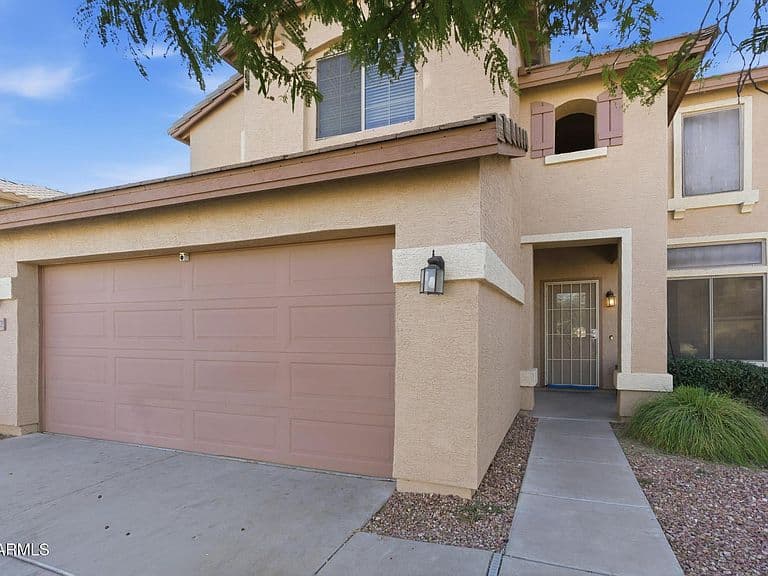 21052 N ALMA Drive photo 1