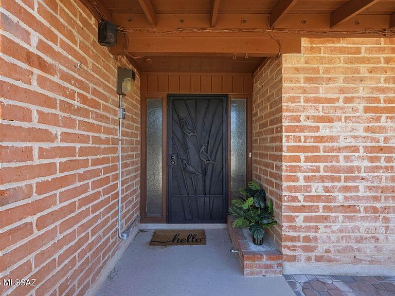 1235 E Moonridge Rd photo 3