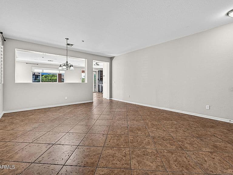 9009 W EAGLE TALON Drive photo 4